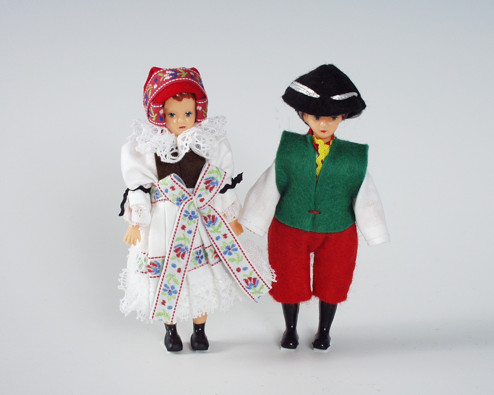 Hanácký pár 12cm - nemrkací